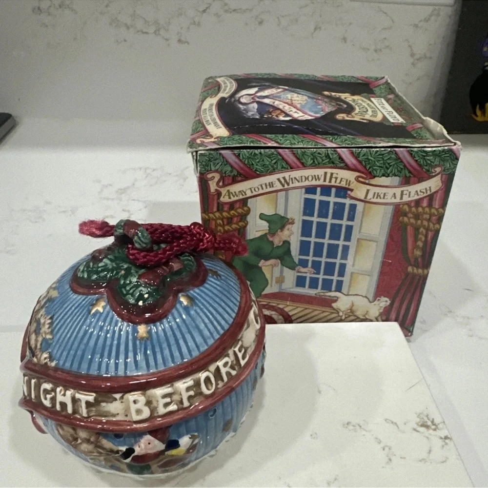 Vintage Fitz and Floyd Hand Painted Christmas Pomander diffuser Ball Ornament